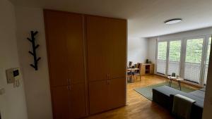 Quiet Apartment Near City Centre & Zoo