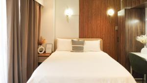 Luxury Studio with Wi-Fi & Ocean Views at Tambuli