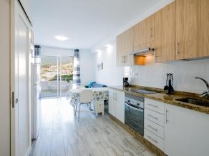 480 A Island Village with terrace, view and wifi
