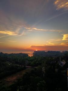 The Coastal Penthouse PD, Seaview, BBQ, 4-10Pax
