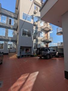 Private 2bdm apartment near Victoria Place