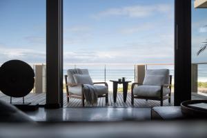 Ekubo Shoreline Retreat