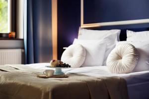 Krowoderska Suite Near Old Town by Downtown Apartments