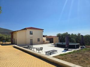 Olive Hill Guest House