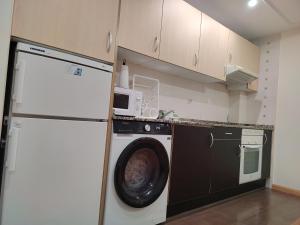 Apartamentos Chevere Rojo con Garaje