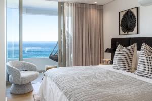 The Mira Hermanus Whisperer Whales Oasis 302