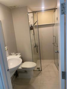 Royal Crown Hotel Near SECC - Phu My Hung