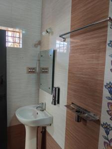 Vinayaka Homestay Hampi