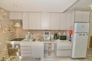 Peaceful Patio & BBQ House-Nazare