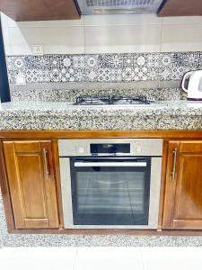 Quiet family apartment, Riad Salam - airport