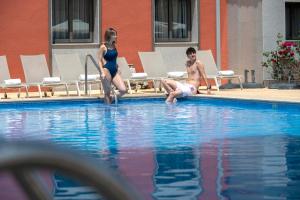 Salles Hotel Aeroport de Girona