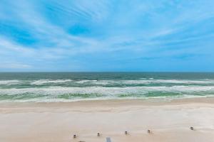 Gulf-front condo with an incredible view off the balcony
