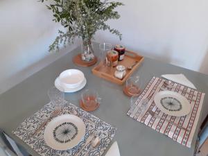 Casa della Bouganville Contemporary Art Home