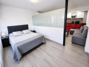 Apartment La Gavina Beach Barcelona Airport