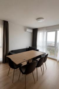 Comfy 1BR Apartment with Sea View