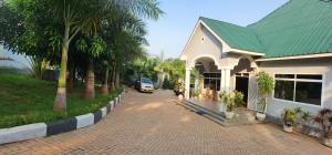COMFORT ZONE Lodge Kigoma
