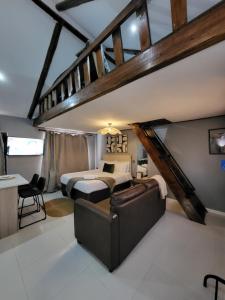 Stylish Loft Starlink