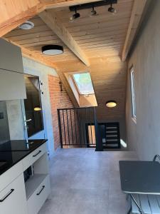 TOP NOCLEGI Samborzec 90