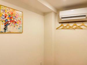 KAWA Stay KOHARU ,Japanese Style 3BR Hous ,2 Min Walk to Nishikujo Station ,2 Shower Rooms & 2 Toilets ,Perfect for Families