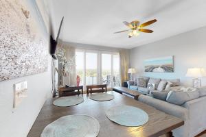 Inviting waterfront condo with pool hot tub beach access balcony & WD