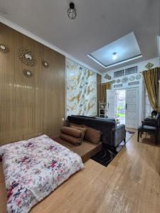 Villa Shyra House
