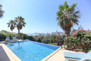 Villa Tavla with Panoramic Sea View