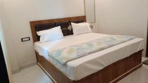 Awadh stay inn