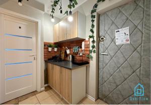Lovely Room - Peaceful Retreat, 2 Minutes to Gdańsk Old Town