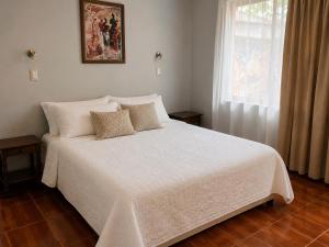 NEW Hotel Casa del Profesor