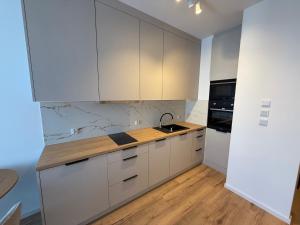 Sea Breeze Apartment by Property Kings