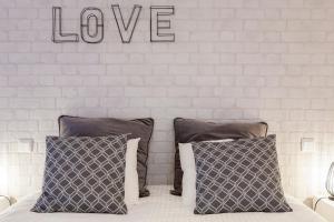 Modern Loft in Bica -JJ Apartments