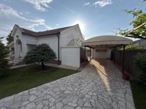 Montenegro House & Garden