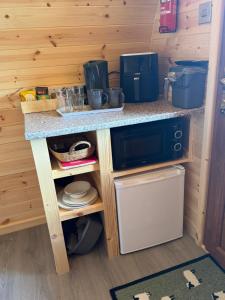 Hill View Glamping Hut