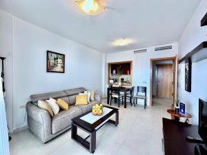 Clubrent Edf Entremares, apartament en 7º piso