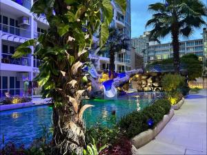 NEW! Modern Condo & Grand Avenue & Central Pattaya