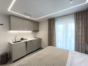 Noel Apartments
