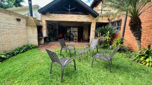 Fina residencia con chimenea en Lambaré