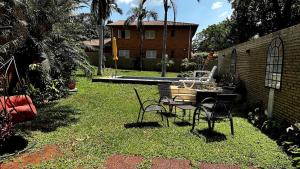 Fina residencia con chimenea en Lambaré