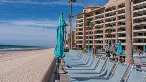 Inviting Oceanview 2BD2BA Condo with Relaxing Coastal Vibes
