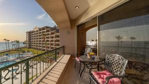 Inviting Oceanview 2BD2BA Condo with Relaxing Coastal Vibes
