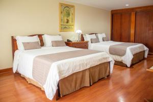 Radio Hotel Resort & Convention