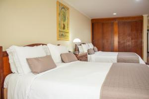 Radio Hotel Resort & Convention