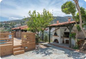 Melenia Pool Courtyard