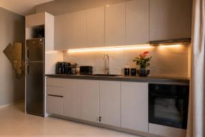 Helson Blu Marina Apartment with Side Sea View