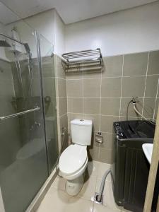 Cozy 1 Bedroom Apartment with Balcony