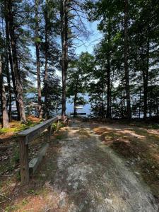 Mountain & Lake Retreat 5 bed Condo