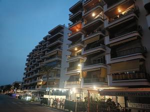 The Portside Jewel Puerto Villajoyosa Beachfront