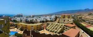 Orlando Top Floor Ocean Teide view by LoveTenerife