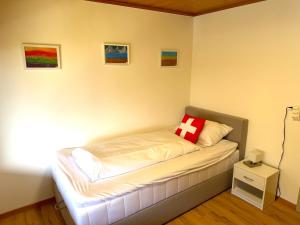 Concierge Lake Thun Alps Scenic Views by SwissHut