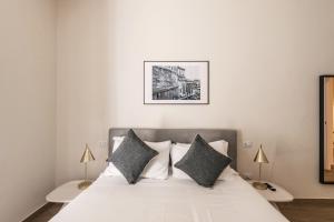 C3 Top Class Apartment, 2 camere da letto, 2 bagni, giardino distante 15 minuti a piedi da Fontana di Trevi